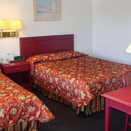 Golden Wheat Budget Host Inn Junction City Dış mekan fotoğraf