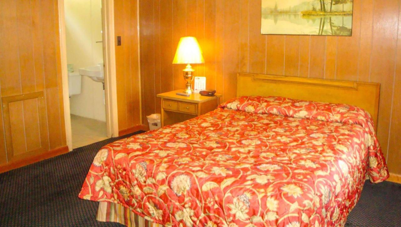Golden Wheat Budget Host Inn Junction City Dış mekan fotoğraf